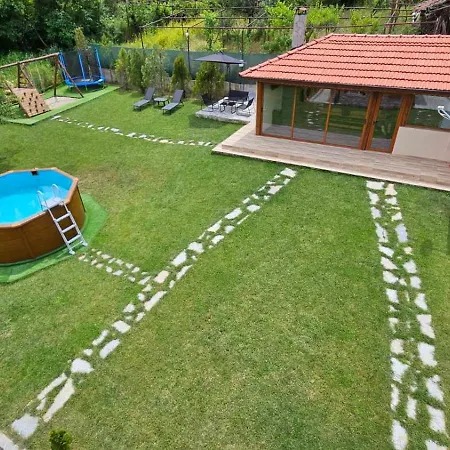 доброво Βίλα Dobrovo