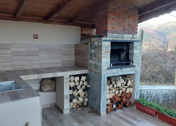 Villa доброво